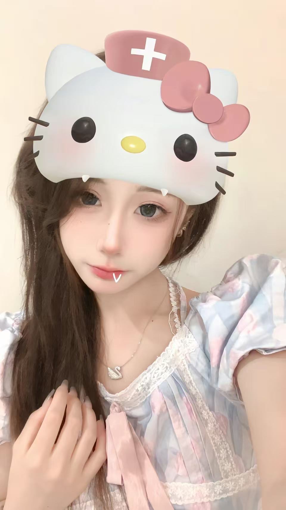 彤彤